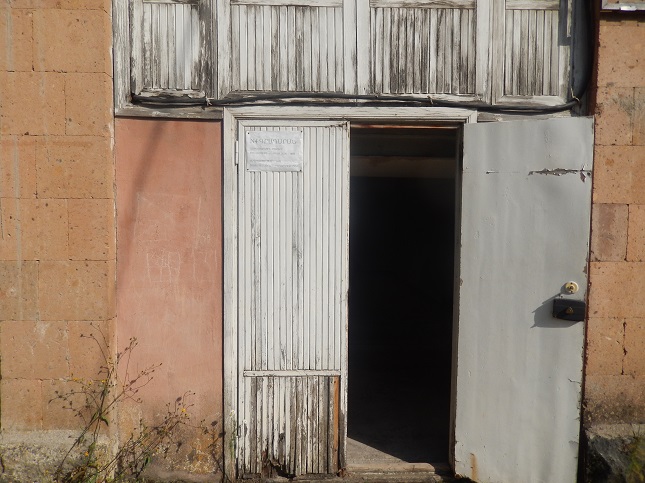 Հրազդանի 4 գրադարան 1